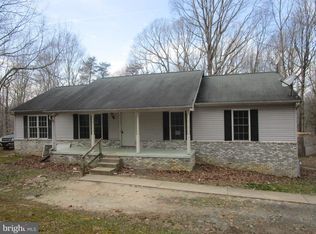 9726 Ridge View Dr, Owings, MD 20736