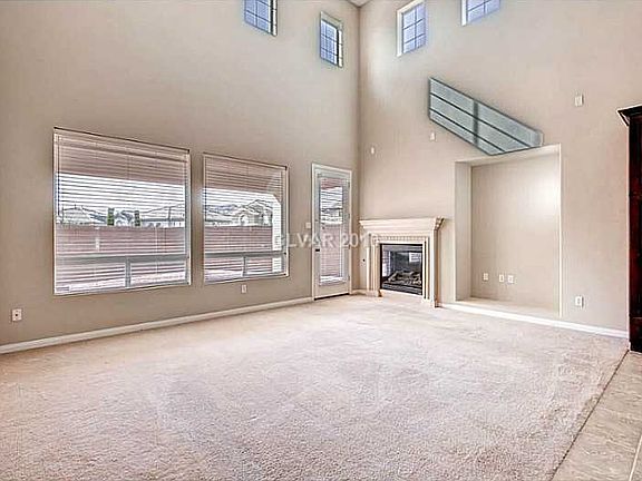 4th image of 11757 Bradford Commons Dr