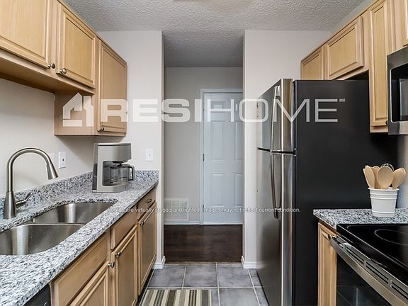 3rd image of 10228 Dallam Ln