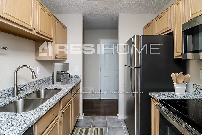 10228 Dallam Ln — Photo 3