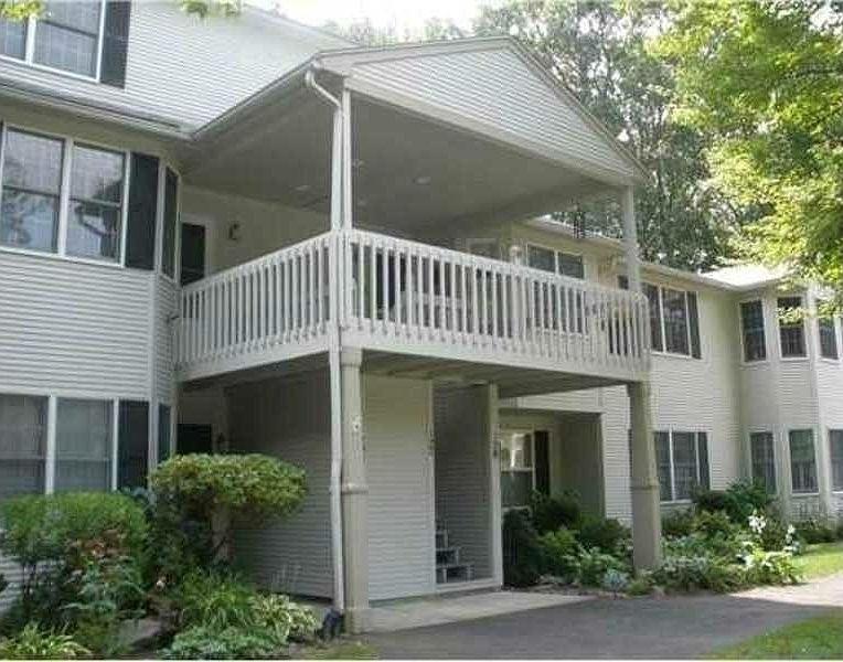 1st image of 67 Trellis Dr
