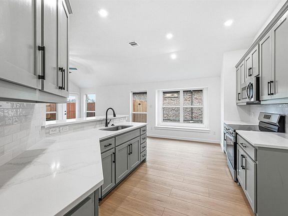 6th image of this home