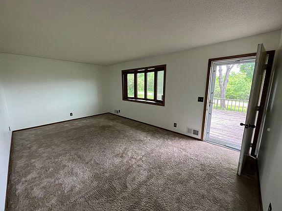 4th image of 13840 Xanthus Ln N