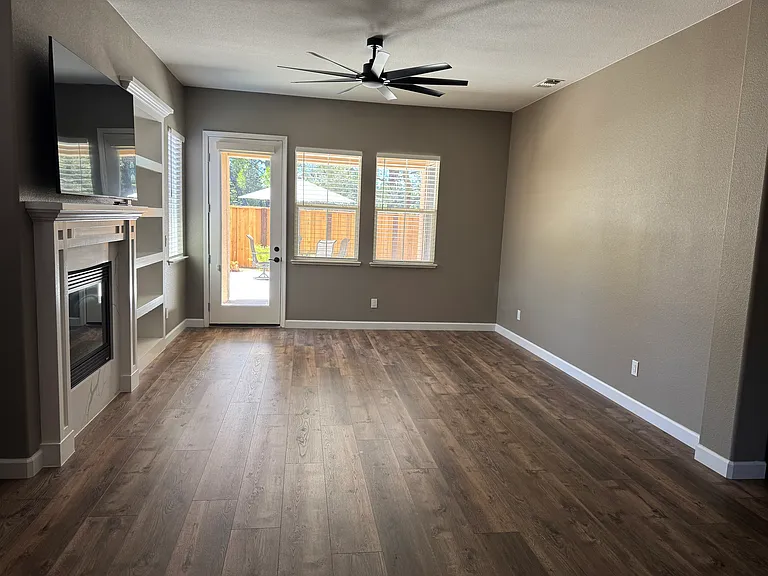 3267 Inwood Pl — Photo 6