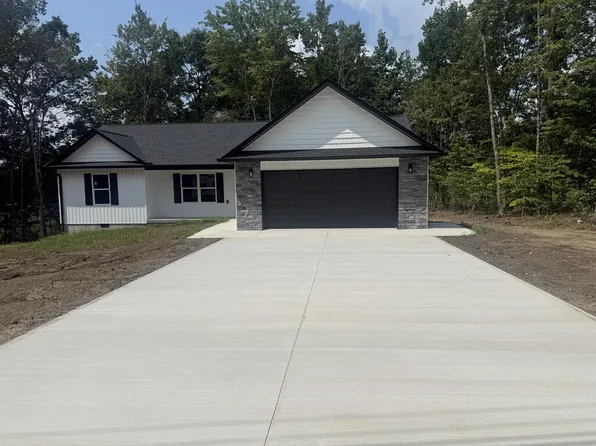 1020 S Lane Ct, Grimsley, TN 38565