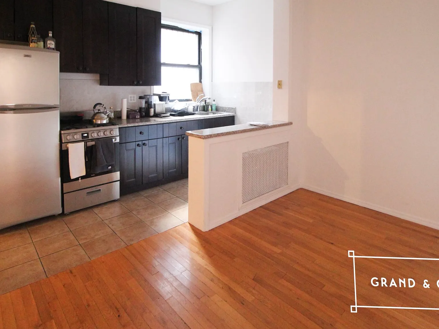 14 Maujer Street — Photo 4