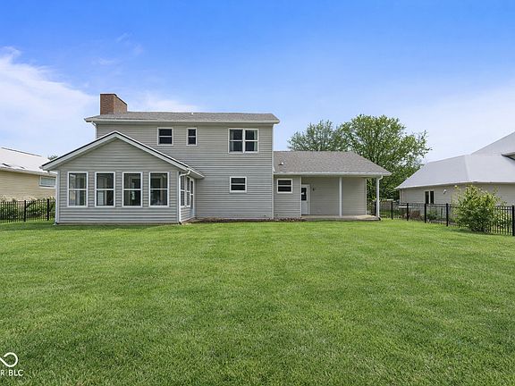 3rd image of 6062 Acorn Dr