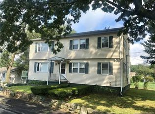 8 Enfield St, West Haven, CT 06516
