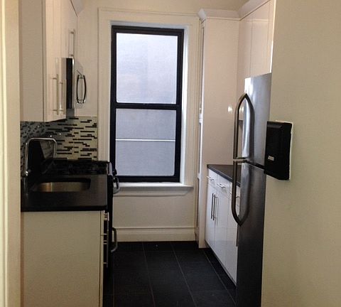 2nd image of 1114 46th Ave APT 2C