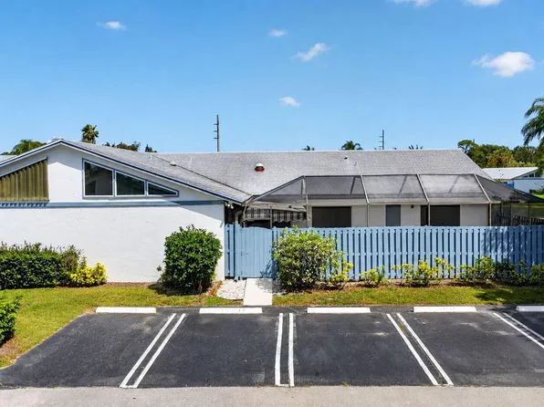1604 Timberlane Cir, Greenacres, FL 33463