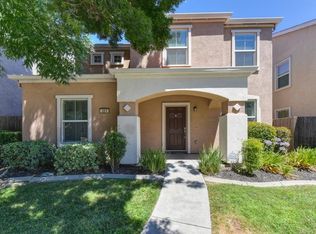 221 Ashwick Loop, Sacramento, CA 95823