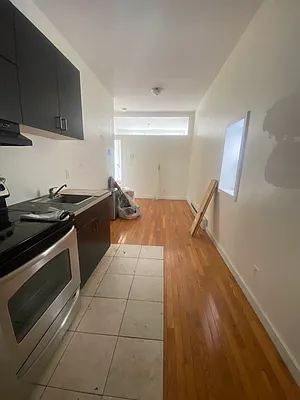 Rented by Hagstrom Management Inc | media 6