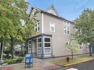 2901 N Racine Ave #1, Chicago, IL 60657