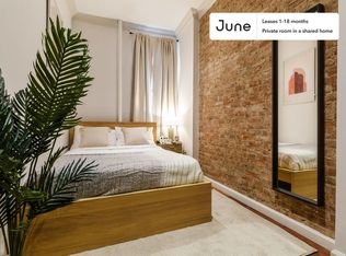 650 9th Ave #4S-A, New York, NY 10036