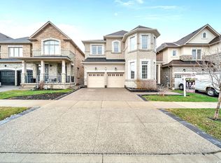 41 Hoxton Rd, Brampton, ON L7A 4L5