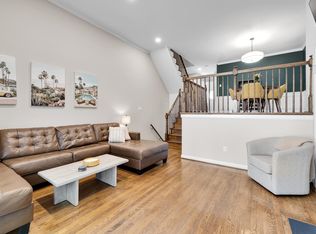 2415 9th St S, Arlington, VA 22204