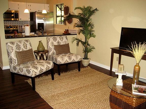 3rd image of 322 Whetherbine Way E #B