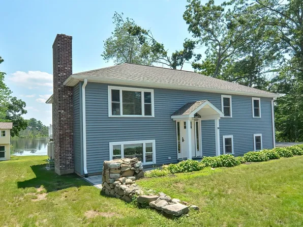 36 Birch Island Rd, Webster, MA 01570