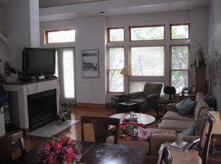 1453 W Belmont Ave APT 2, Chicago, IL 60657
