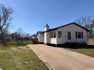 439 Colfax St, Cadillac, MI 49601