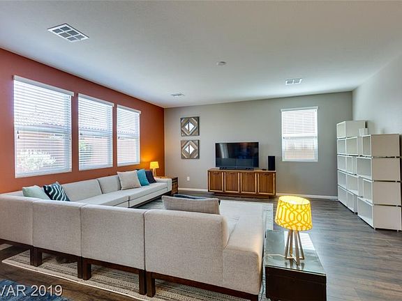 4th image of 7091 Glencoe Harbor Ave