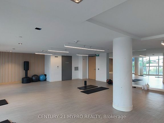 4th image of 120 Parliament St #1801