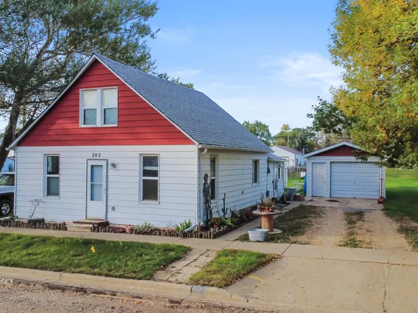202 Cedar Ave, New Salem, ND 58563