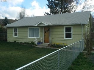 140 Cottonwood St, Mount Vernon, OR 97865