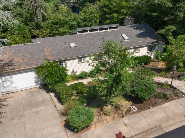 1915 W 29th Ave, Eugene, OR 97405
