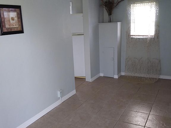 3rd image of 1513 Florida Ave APT C