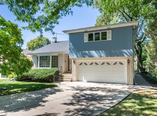 1620 Linden Ave, Park Ridge, IL 60068