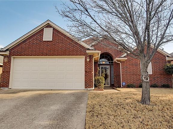 2nd image of 4950 Brazoswood Cir