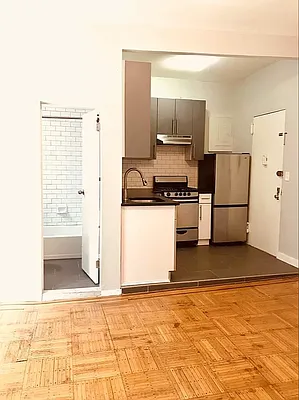 Rented by Living New York | media 13