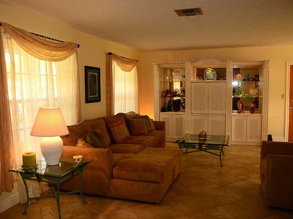 2nd image of 15325 SW 84th Ct