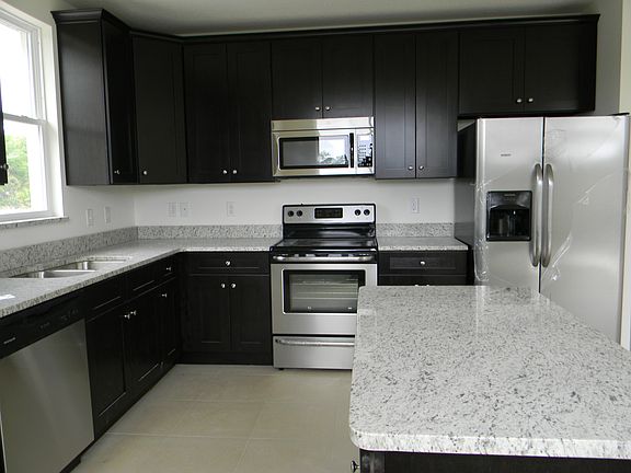 2nd image of 1525 Seahorse St