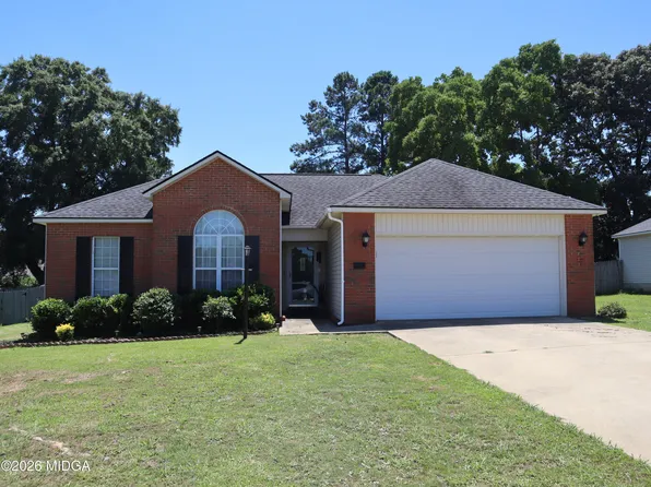 110 Roaring Forks Dr, Bonaire, GA 31005