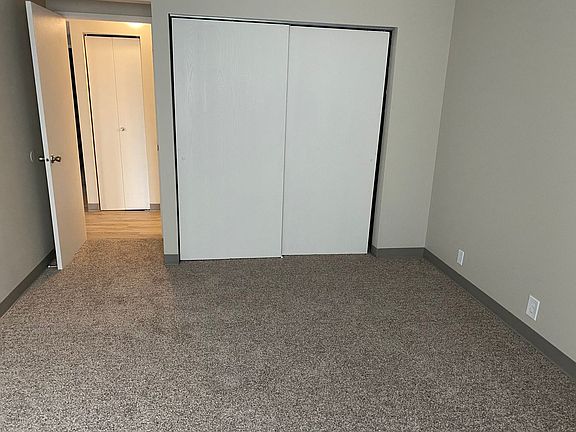 4th image of 2617 Izard Ct APT B