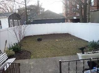44 E Jamaica Ave, Valley Stream, NY 11580