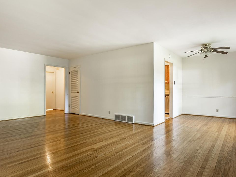 1st image of 8195 Jordan Ln