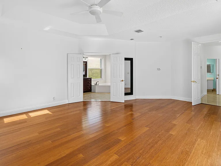 21698 Abington Ct — Photo 36