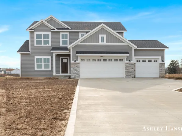 12012 Alden Ct, Lowell, MI 49331
