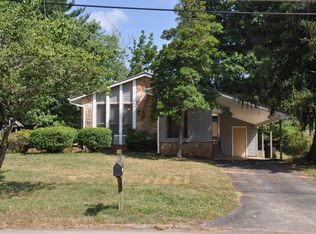 1049 Brantley Dr, Knoxville, TN 37923