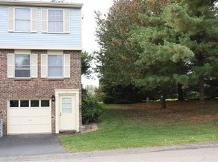 917 Lynwood Ct, Cranberry Twp, PA 16066