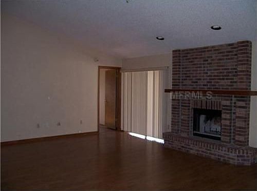 4th image of 2304 Beechwood Ct