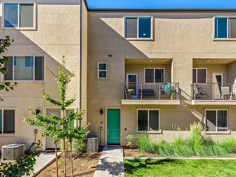 5224 Beachfront Cove St — Photo 26