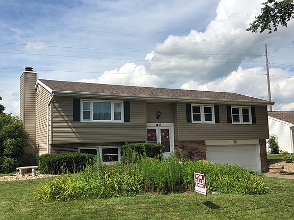 3rd image of 1527 Woodbine Cir N