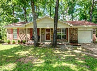 11712 Ashwood Dr, Little Rock, AR 72211