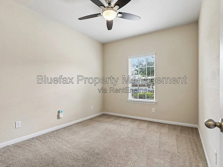 1807 Golden Maple — Photo 19