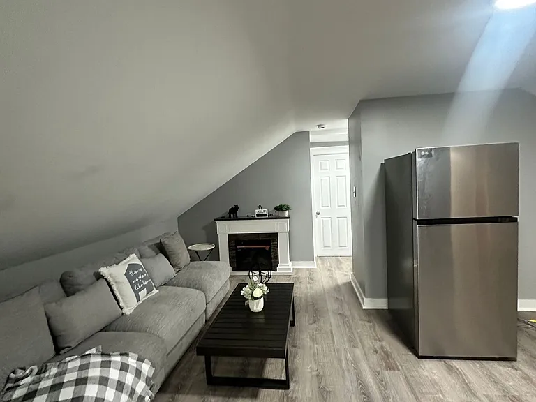 189 Putnam St — Photo 19