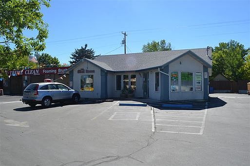 5th image of 1956 Shoup Ave E